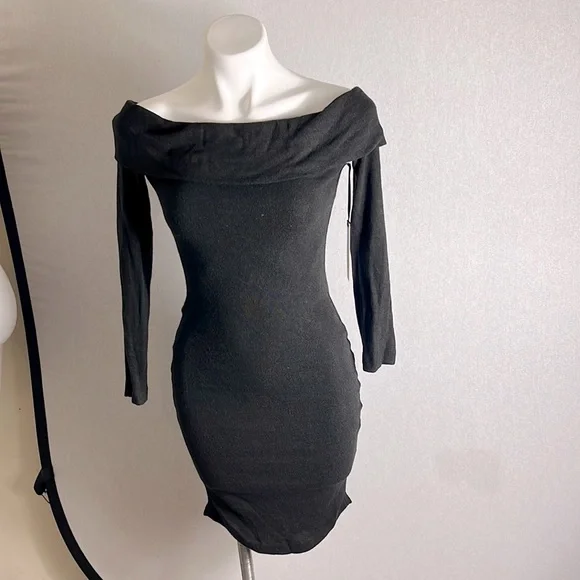 black and gold dress accessories L'AGENCE Lindsay Off Shoulder Lace Sequin Dress in Black main image 1